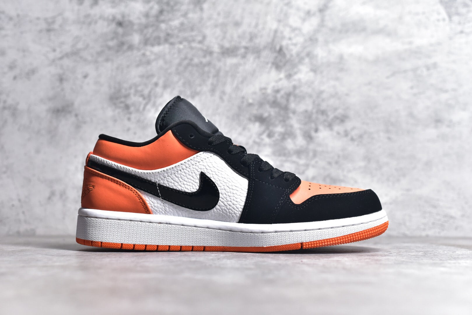 ?Jordan 1 Low Shattered Backboard